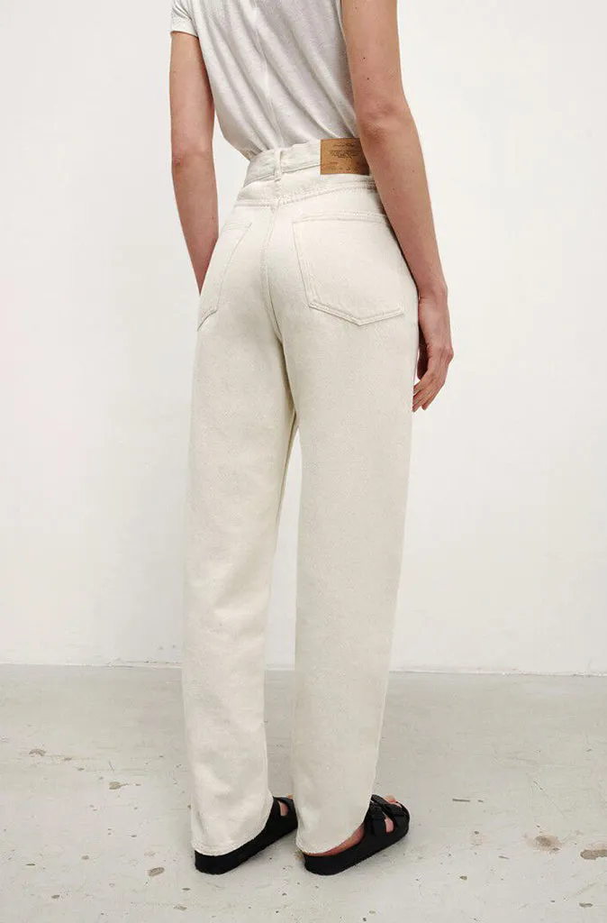 American Vintage Tineborow Straight Leg Jeans in Ecru