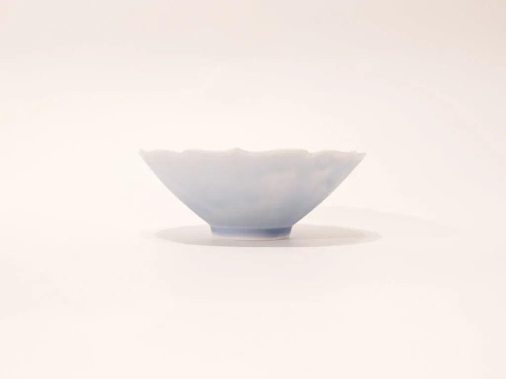 Medium Ryoka Flower Shaped Bowl by Miyuki Machida