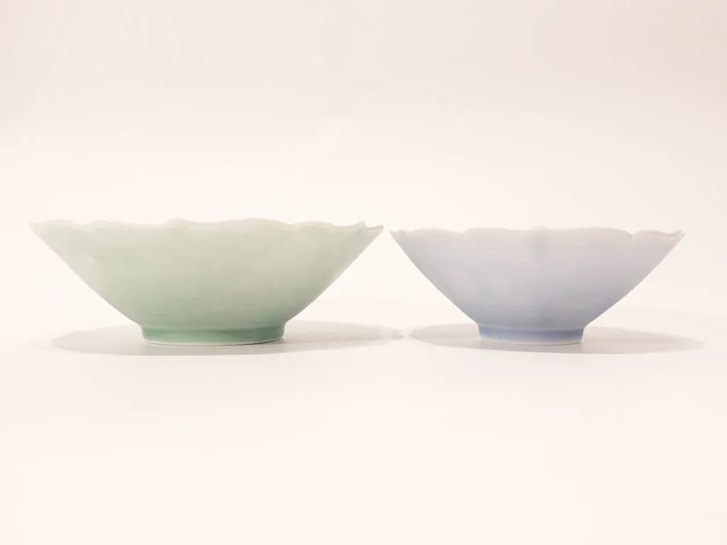 Medium Ryoka Flower Shaped Bowl by Miyuki Machida