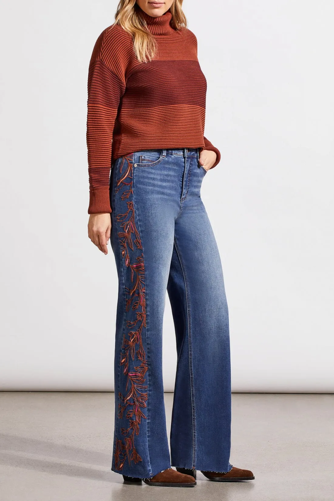 SIDE EMBELLISHED WIDE LEG BLUE JEAN